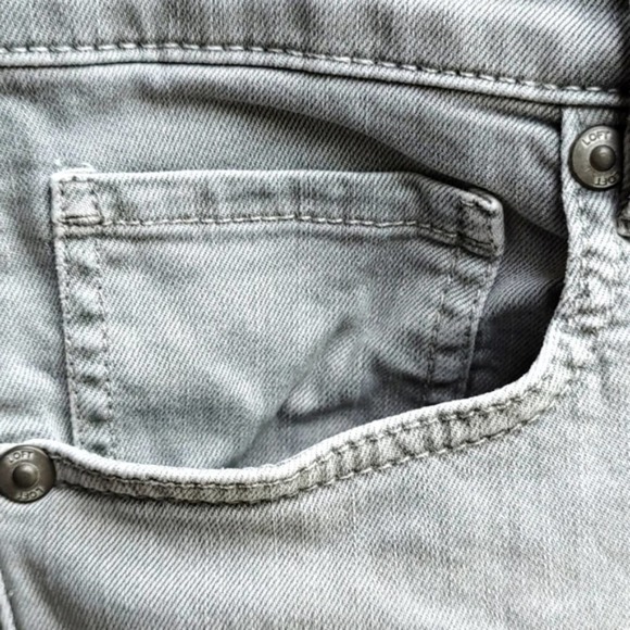 LOFT Modern Skinny Crop Gray Stretch Jeans Size 8 - Picture 2 of 9